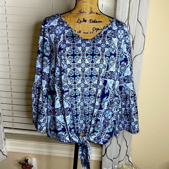 New Direction Top Sz L - Picture 1 of 10